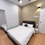 9 To 11 Pax Muar Jeram - Bright Inn Homestay